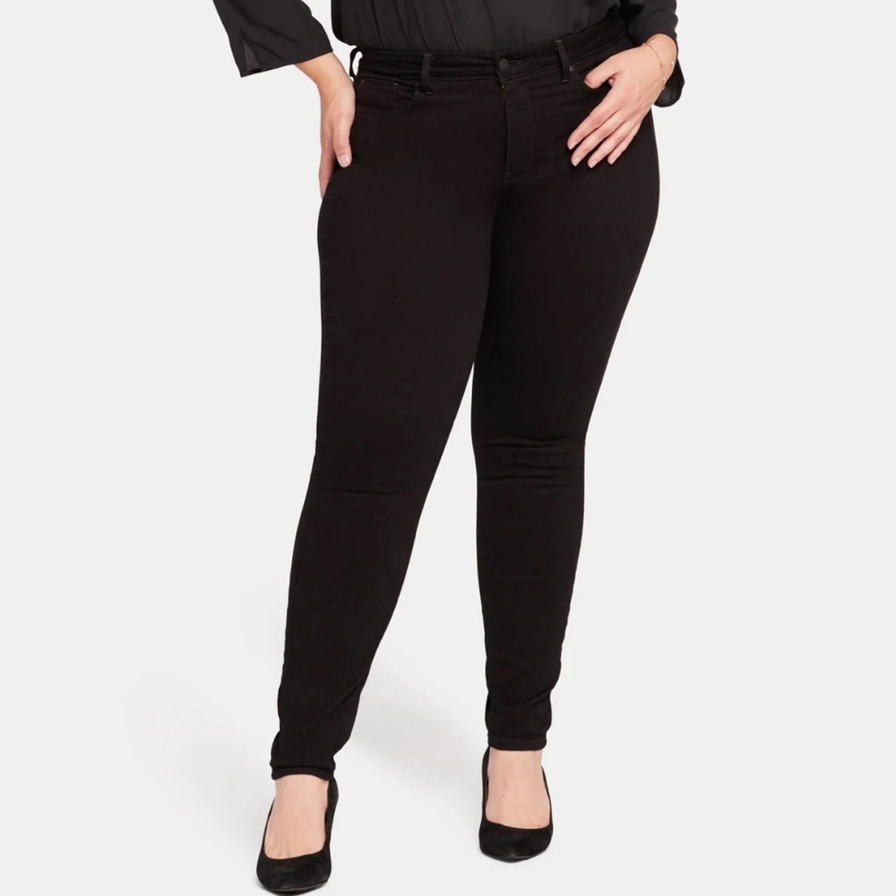 NYDJ Black Ami Skinny Size 22W